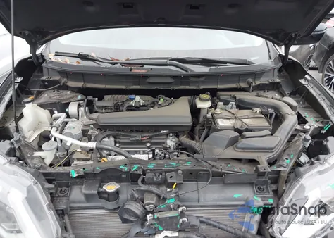 2018 Nissan Rogue S/Sv z USA, uszkodzony, nr VIN KNMAT2MT0JP516105